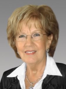 Veillette St-Arneault, Angèle Massicotte