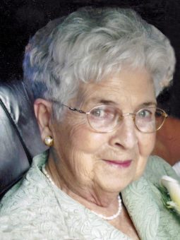 Chaussé, Béatrice Charland