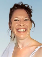 Cyr, Louise