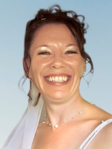 Cyr, Louise