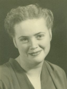 Bastarache, Gilberte St-Arnaud