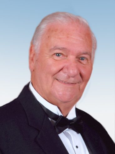 Cyr, Raymond