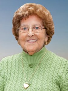 Guay, Yolande Lavoie  1926 – 2013