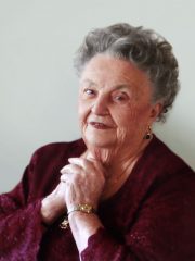 Paquin, Gabrielle Deschênes