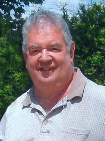 Paradis, André