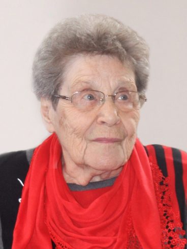 Cadorette, Yvette St-Pierre