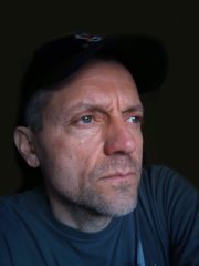 Garant, Gilles fond noir
